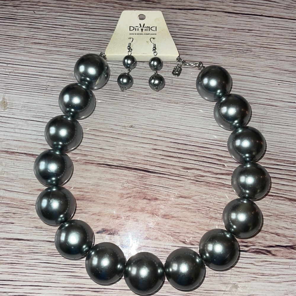 Gorgeous DaVinci Lead & Nickel Safe Glass Bead Necklace & Earrings Set